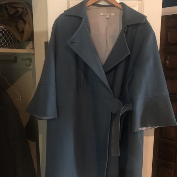3/4 sleeve Blue wrap coat - Picture 2 of 5